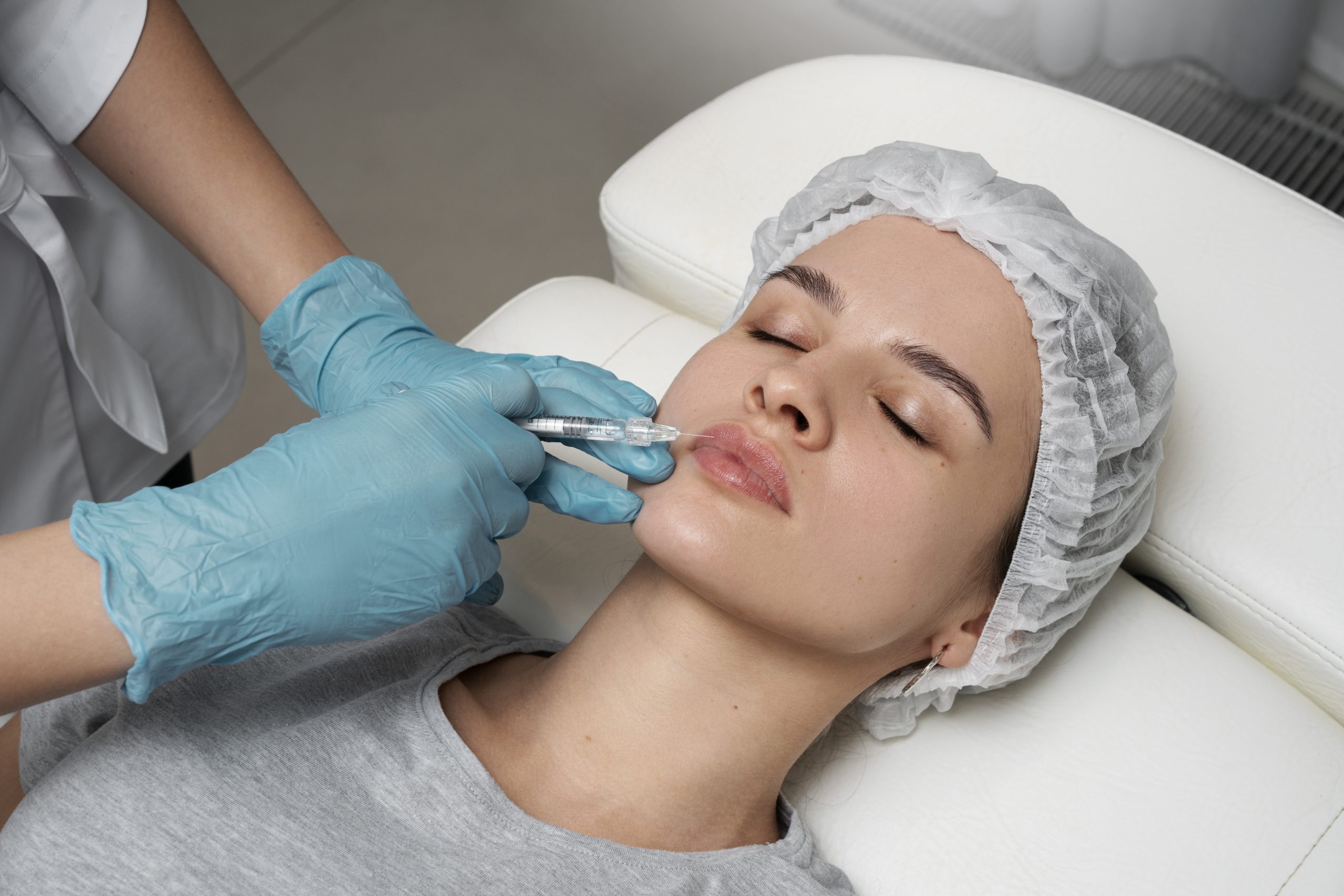 Everything You Need to Know About Lip Filler Before Making an Appointment