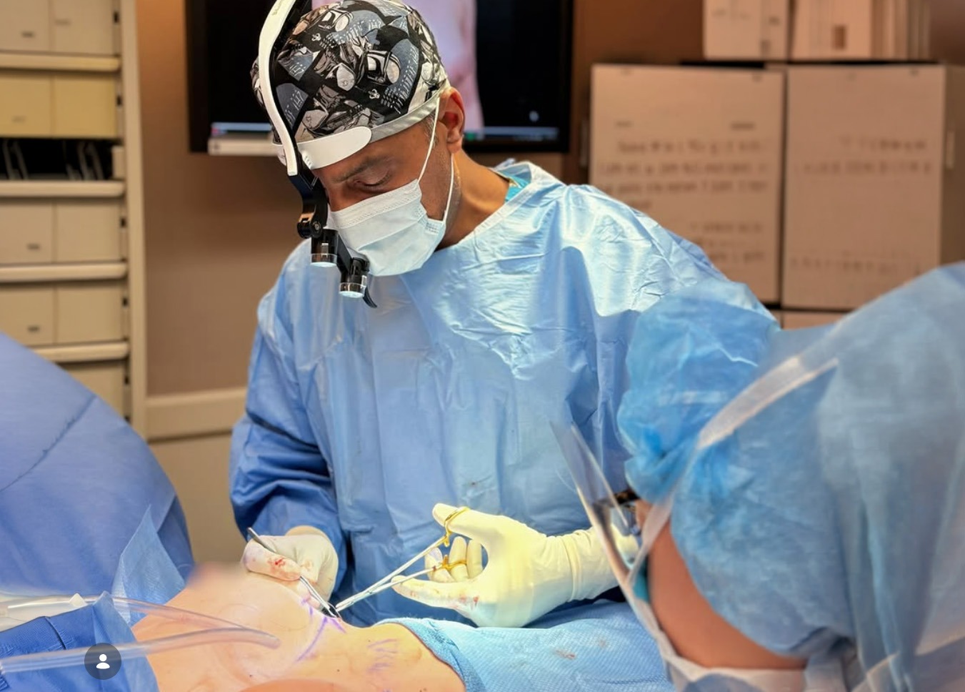 Who Is the Best Plastic Surgeon in Bellevue, Washington?